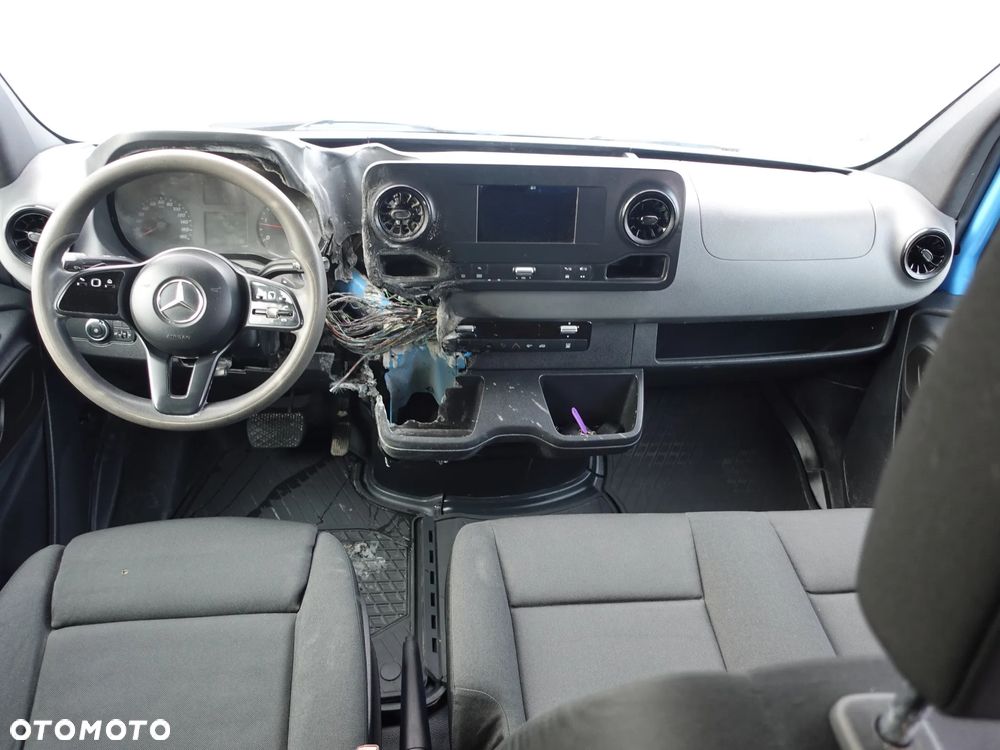 Mercedes-Benz sprinter - 10