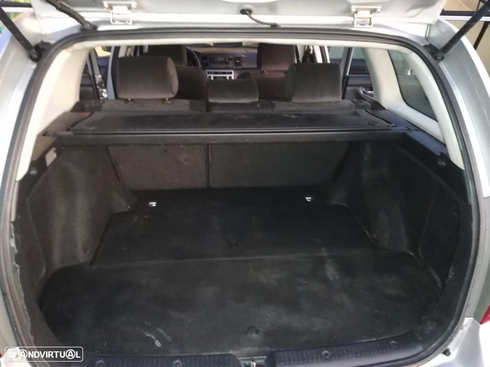 Toyota Corolla SW ver-1-4-vvt--i - 3