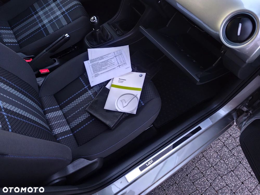 Volkswagen up! club - 20