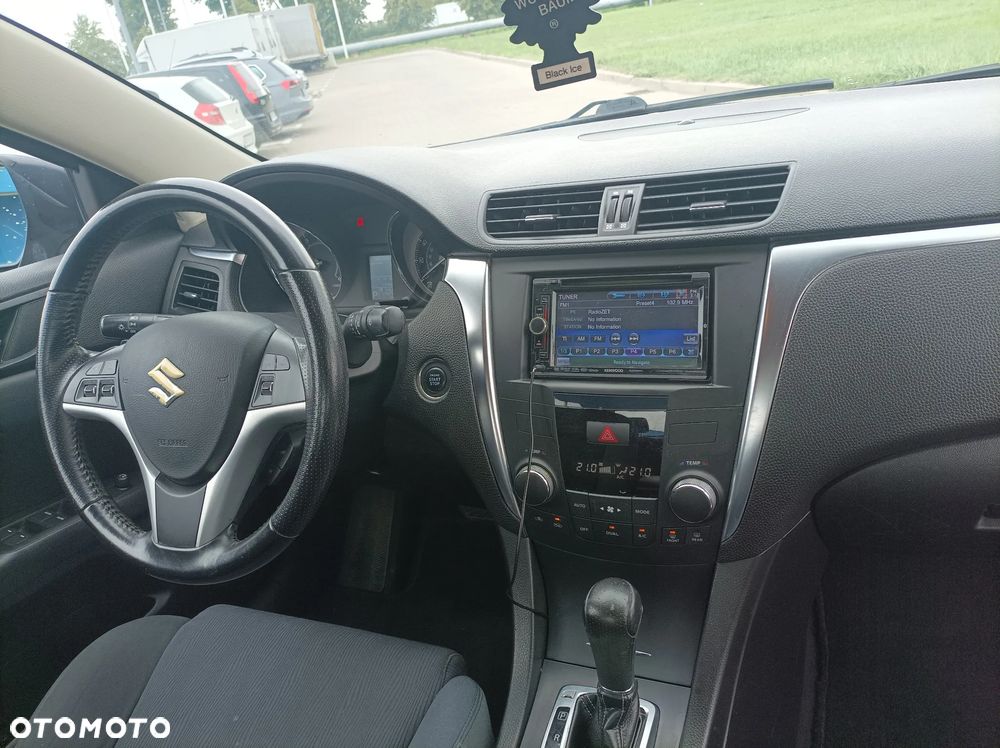 Suzuki Kizashi - 6