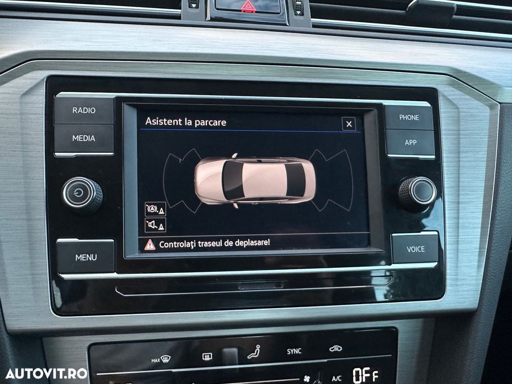 Volkswagen Passat - 22