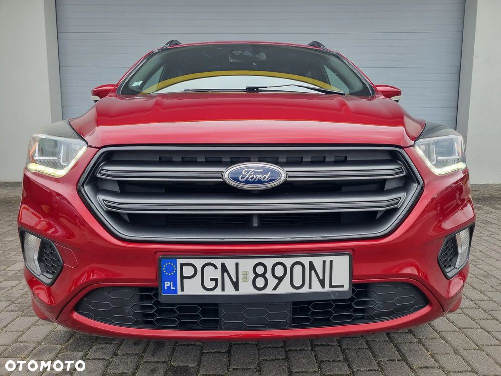 Ford Kuga 1.5 EcoBoost 2x4 ST-Line - 36