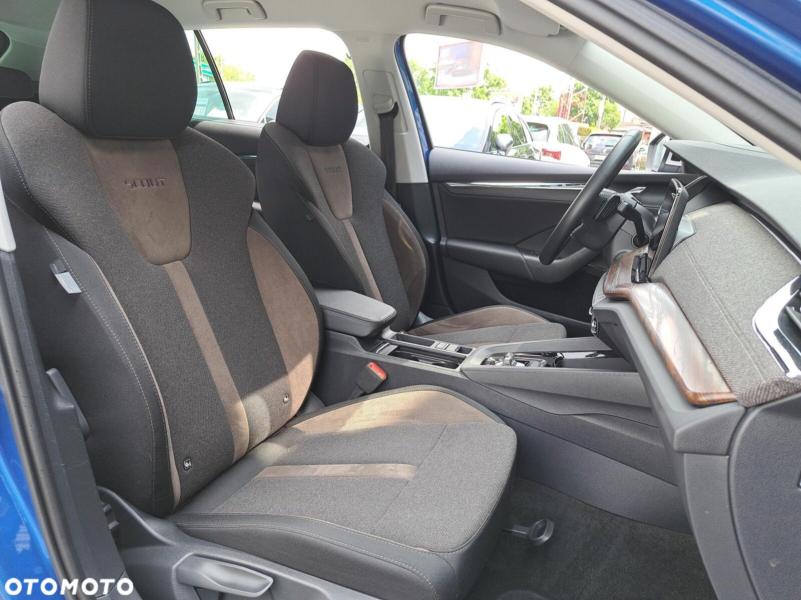Skoda Octavia 2.0 TDI 4x4 Scout DSG - 12
