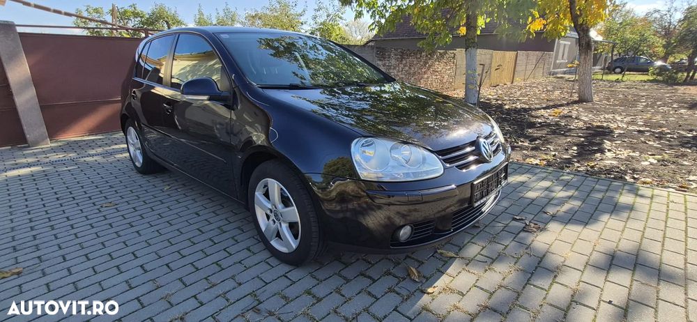 Volkswagen Golf - 2