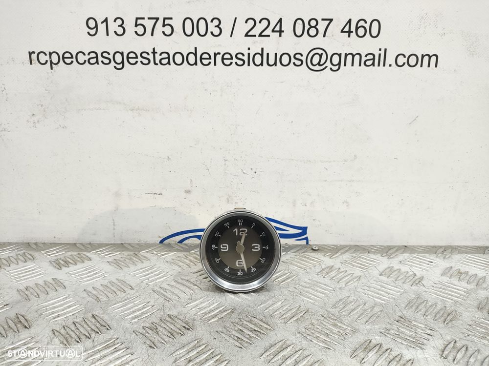 Relógio Analógico Peugeot RCZ - 8