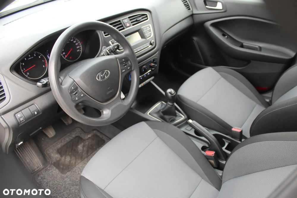 Hyundai i20 - 9