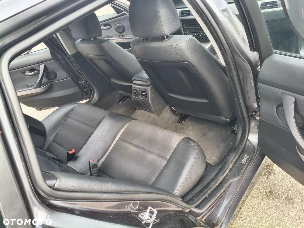 BMW Seria 3 - 27