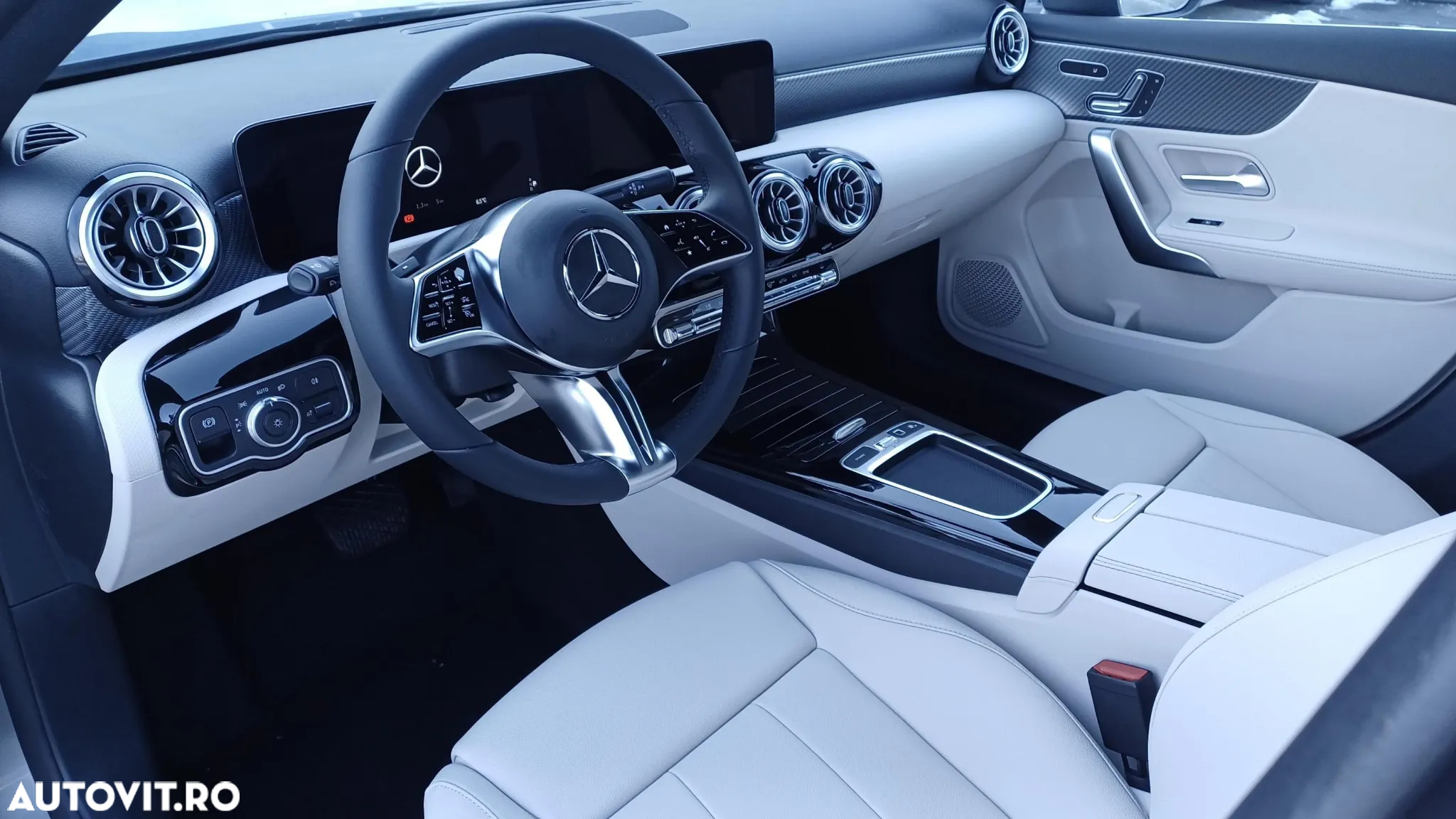 Mercedes-Benz A 200 MHEV 7G-DCT - 9