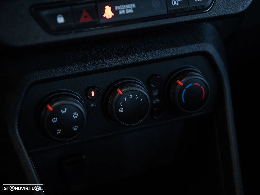 Dacia Sandero - 16