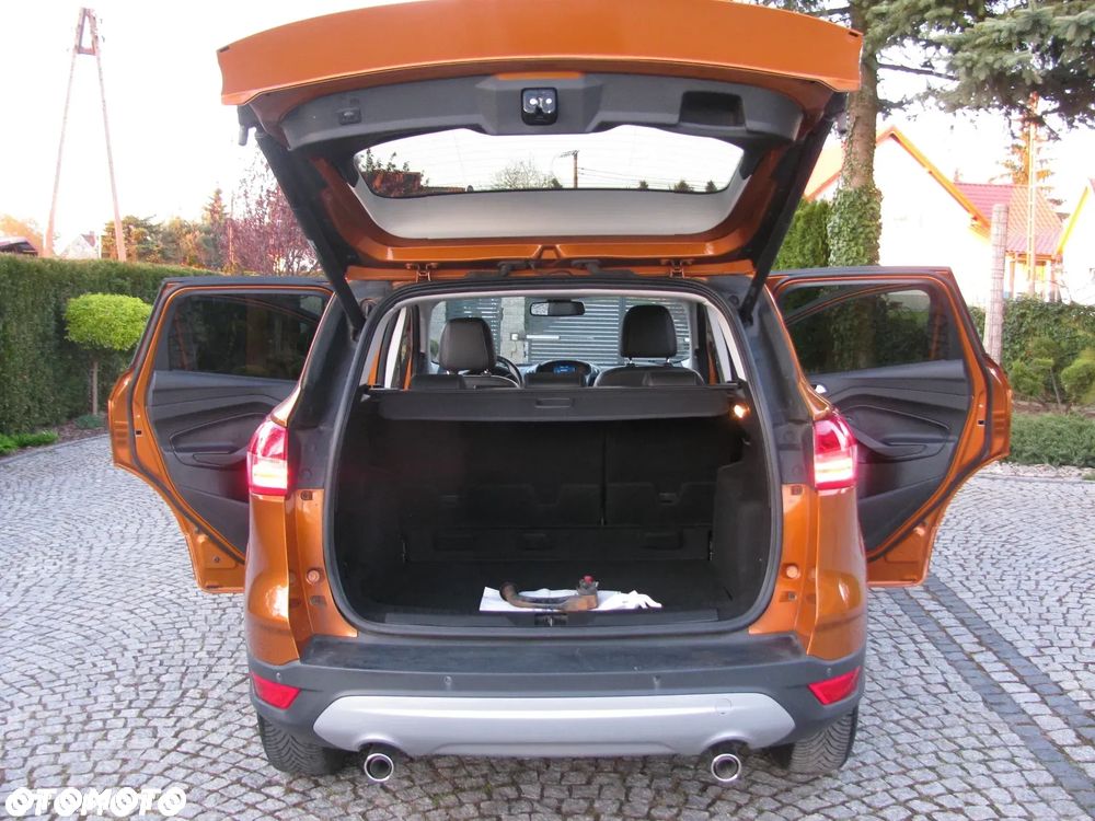 Ford Kuga 2.0 TDCi 2x4 Titanium - 13