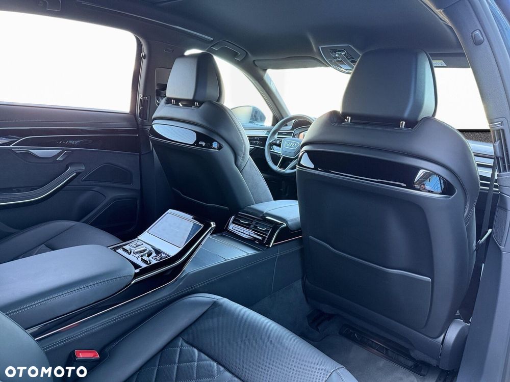Audi A8 L 55 TFSI mHEV Quattro Tiptr - 31