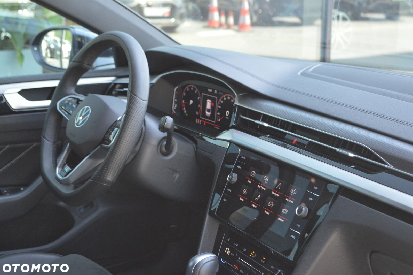 Volkswagen Arteon 2.0 TSI R-Line DSG - 28