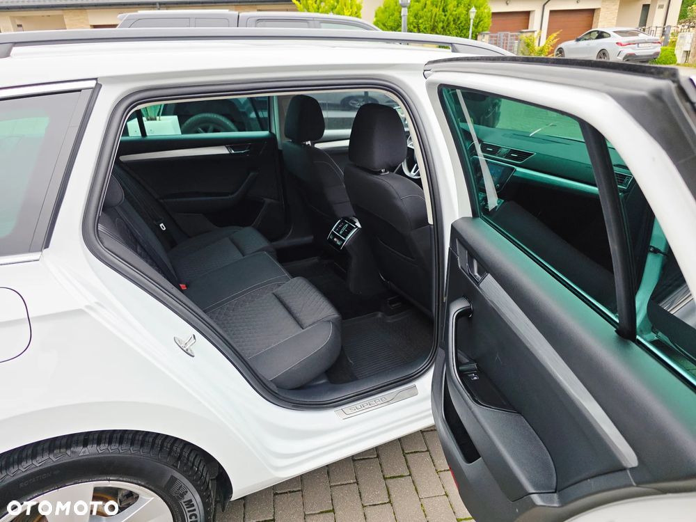 Skoda Superb Combi 1.6 TDI DSG Style - 9