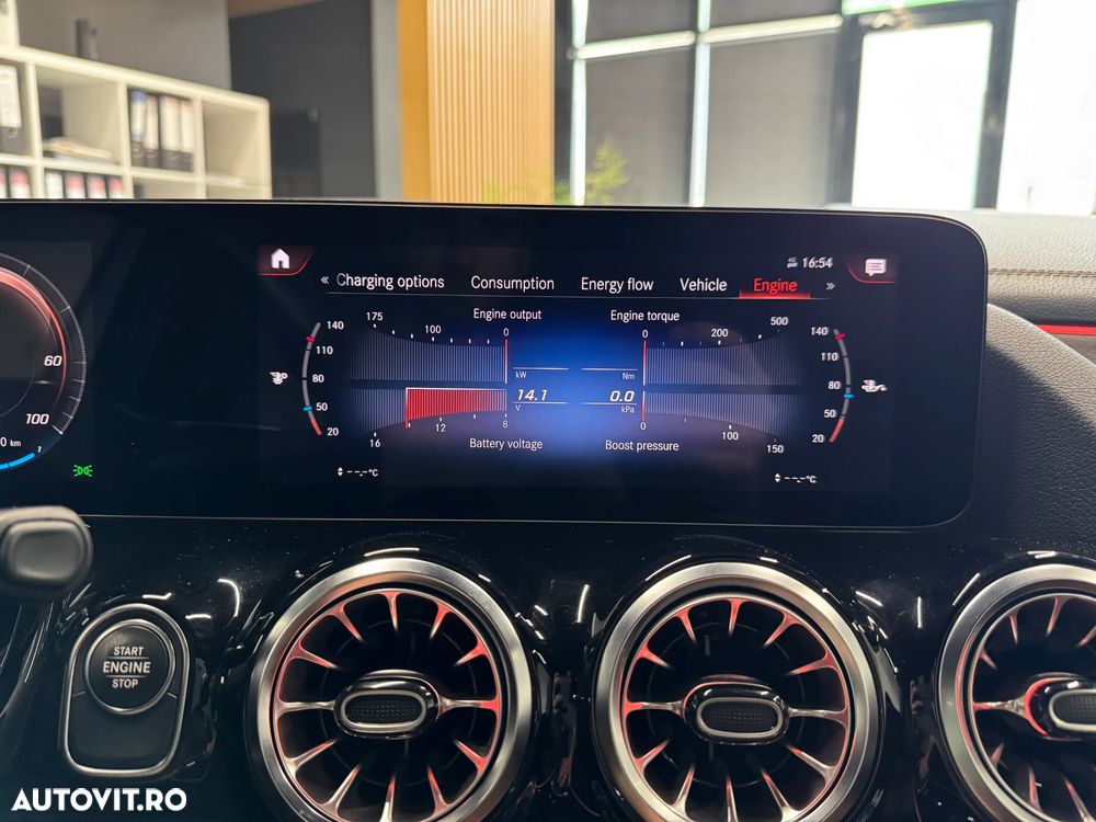 Mercedes-Benz GLA 250 e 8G-DCT Progressive Advanced - 24