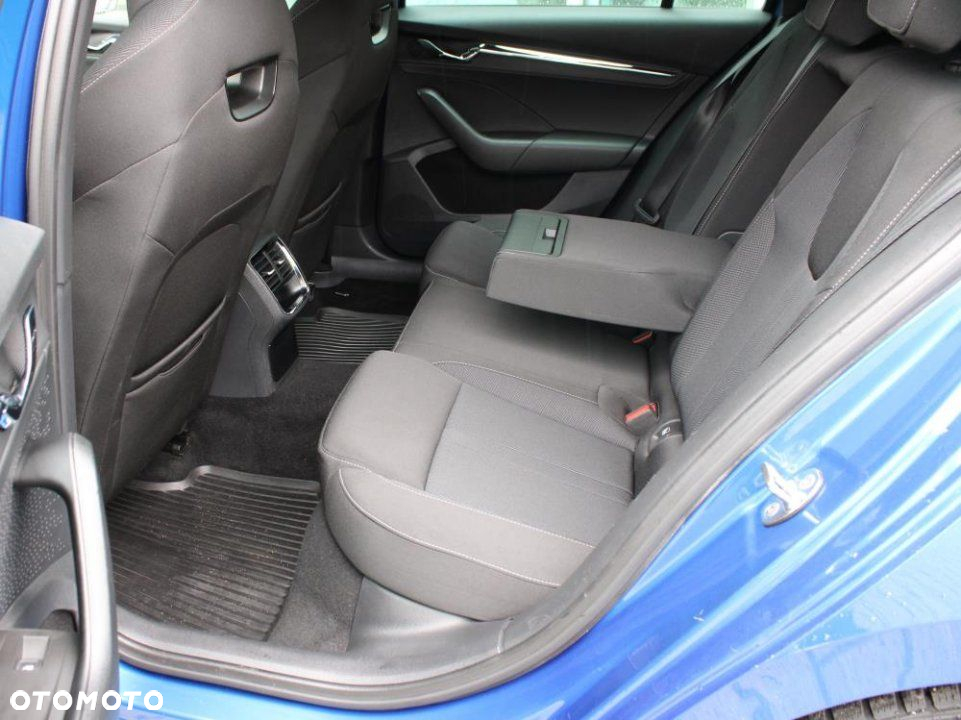 Skoda Octavia - 10