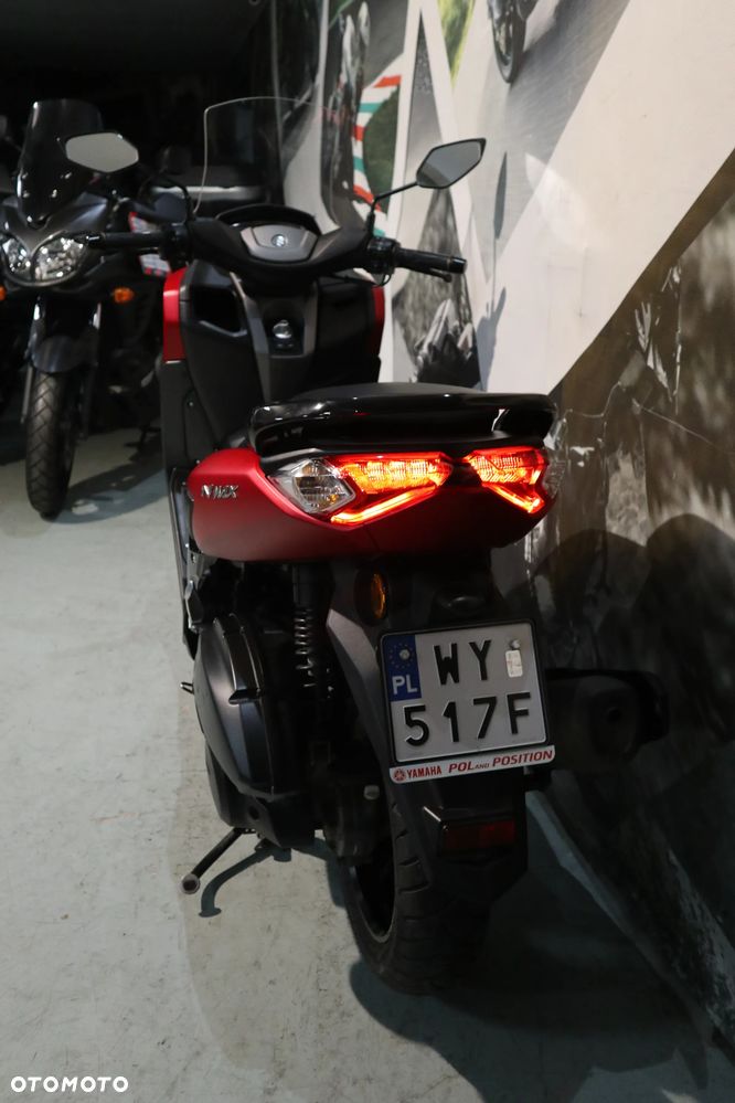 Yamaha NMAX - 8