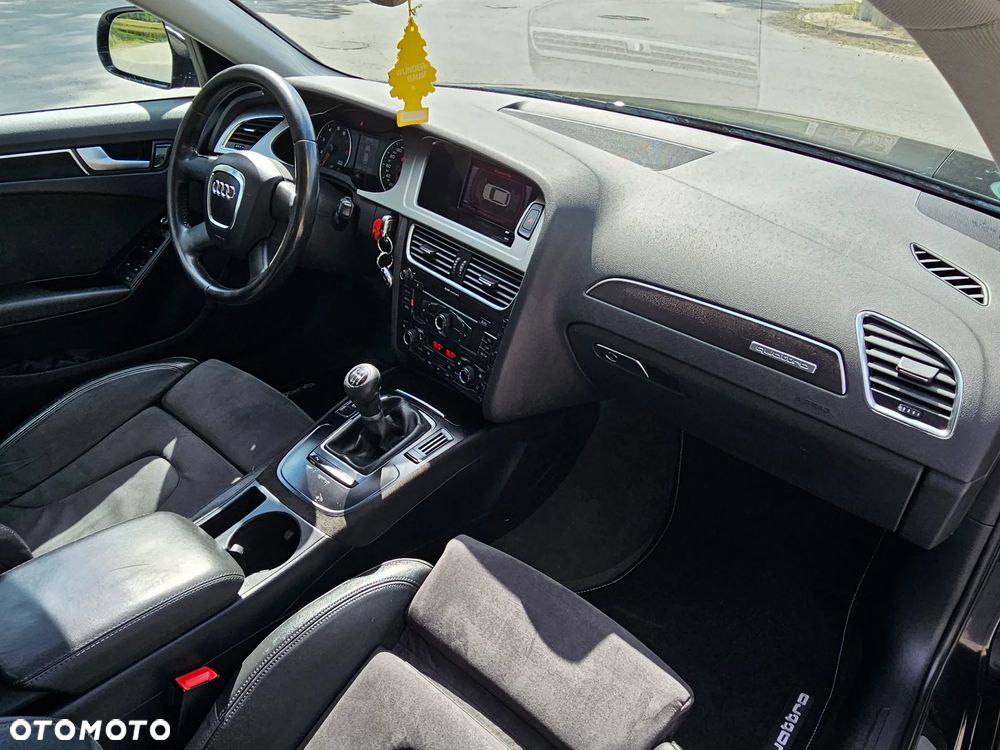 Audi A4 Avant 2.0 TFSI quattro Ambiente - 17