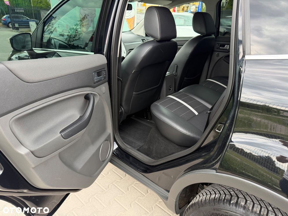 Ford Kuga 2.0 TDCi 4x4 Titanium - 24