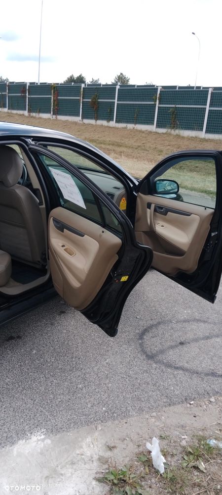 Volvo S60 2.4 D5 - 18