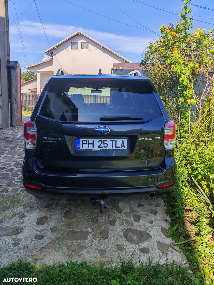 Subaru Forester 2.0i CVT Exclusive ES - 3