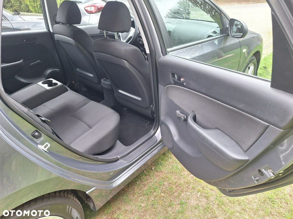 Hyundai i30 1.4 FIFA WM Edition - 17