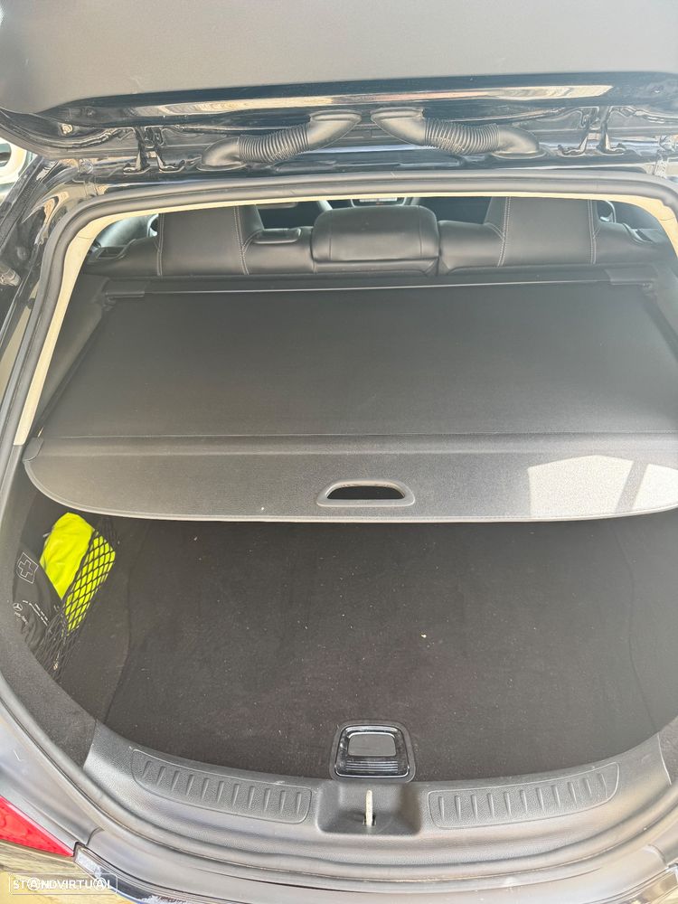 Mercedes-Benz CLA 180 d Shooting Brake Urban - 16