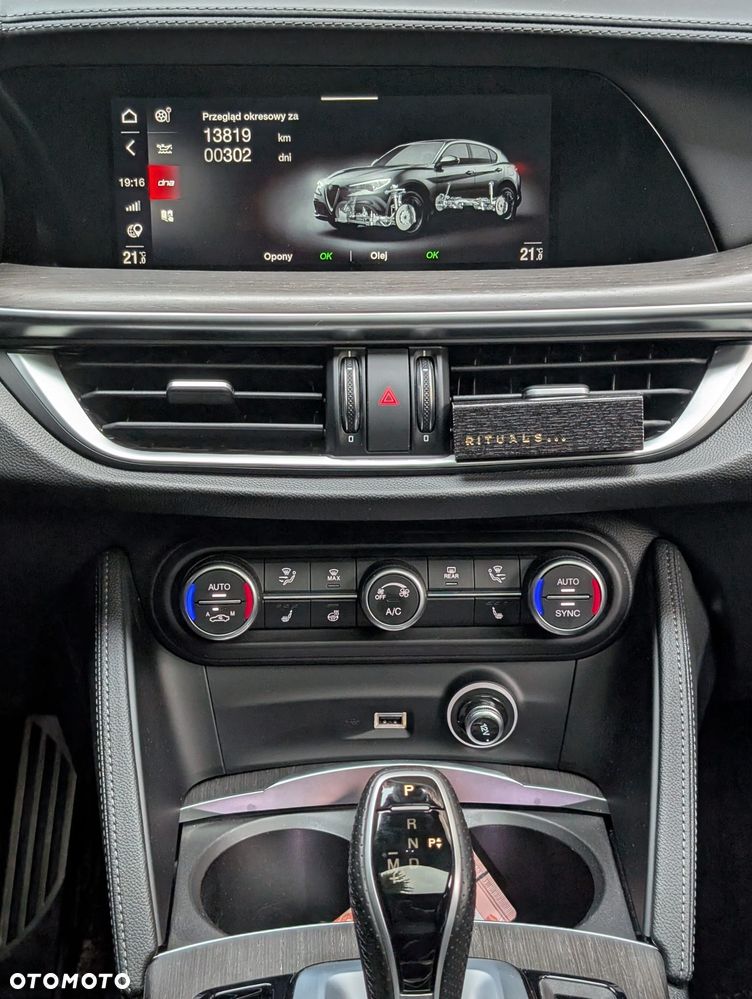 Alfa Romeo Stelvio 2.0 Turbo TI Q4 - 18