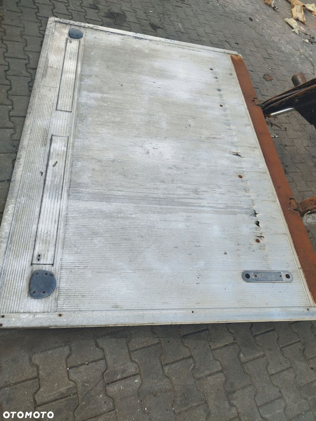 WINDA LADUNKOWA PLATFORMA SILOWNIKI POMPA 252CM X 180CM 750KG - 3