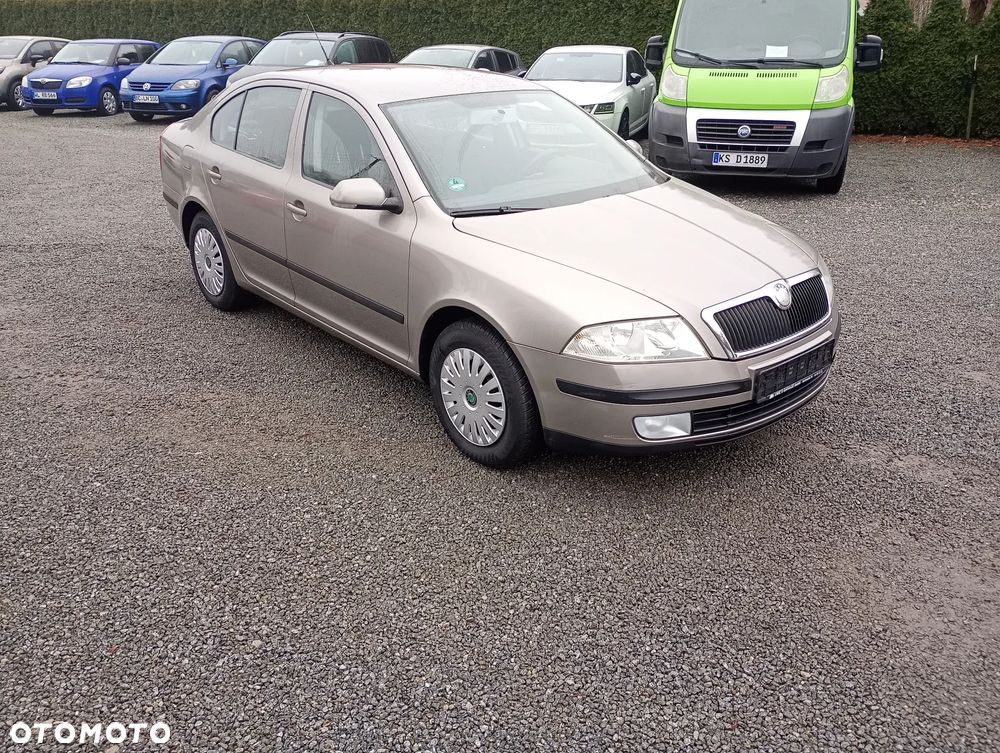 Skoda Octavia 1.6 Style - 9