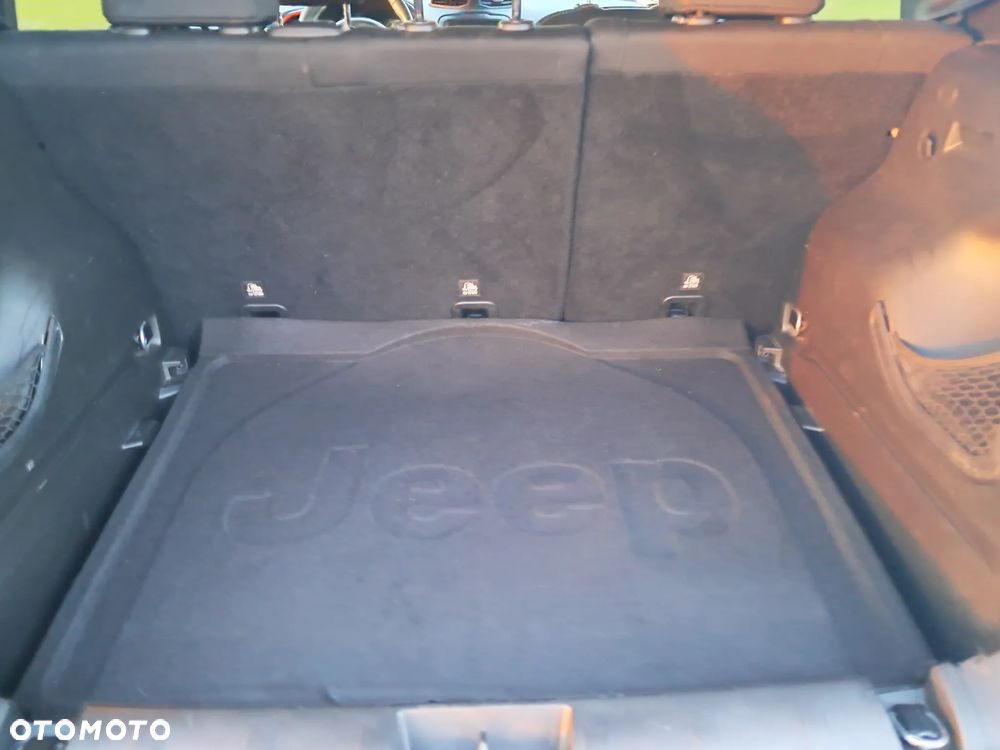 Jeep Renegade - 33