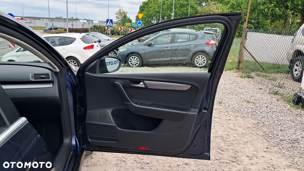 Volkswagen Passat Variant 1.4 TSI DSG BlueMotion Technology Business Edition - 14