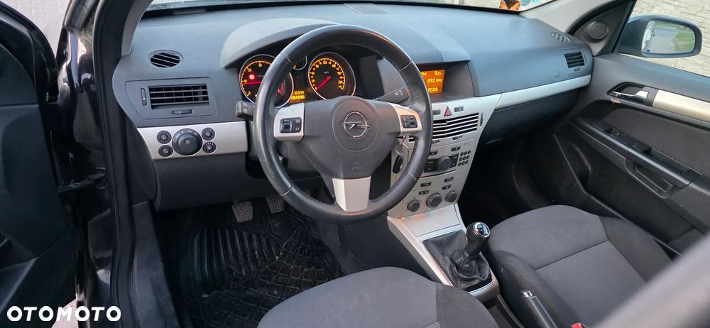 Opel Astra - 11