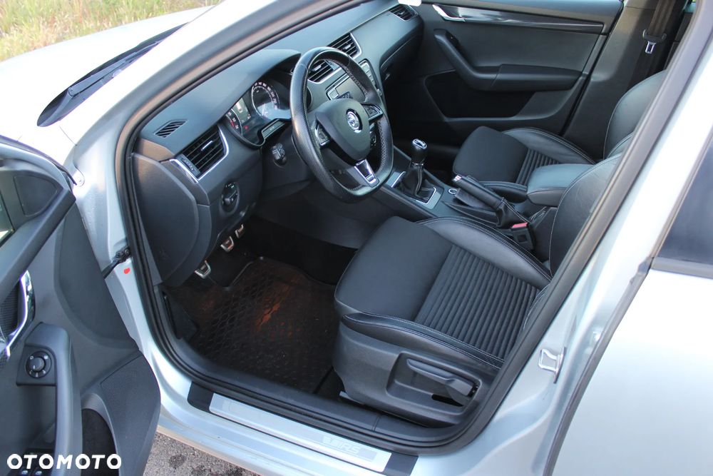 Skoda Octavia 2.0 TDI RS - 13