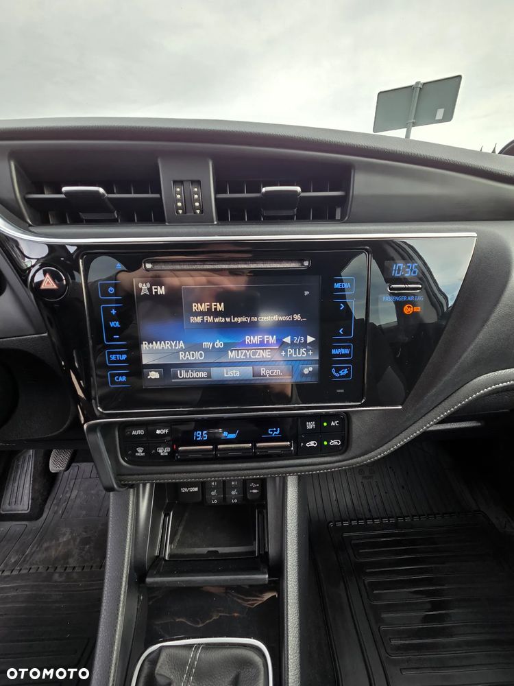 Toyota Auris 1.6 D-4D Edition-S - 12