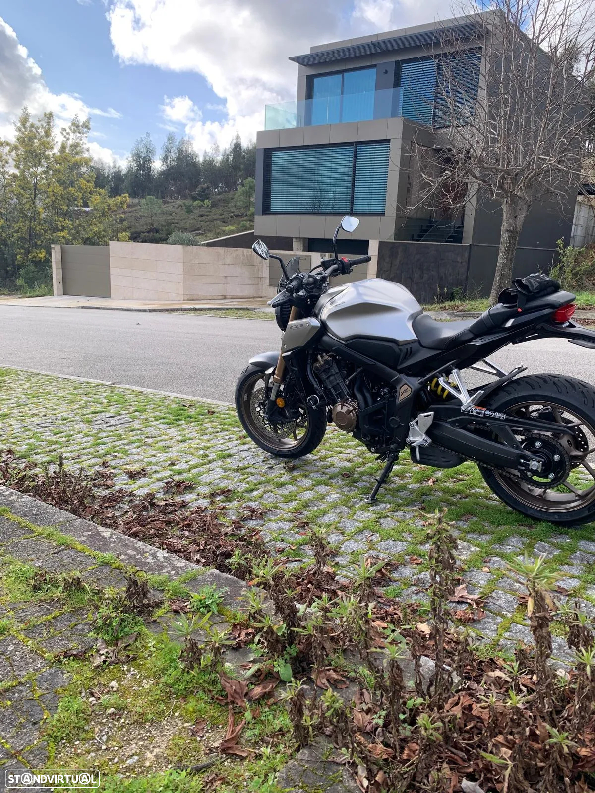 Honda CB CB650 R - 2