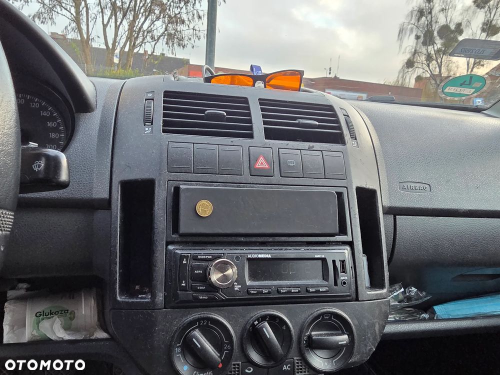 Volkswagen Polo 1.2 Comfortline - 8