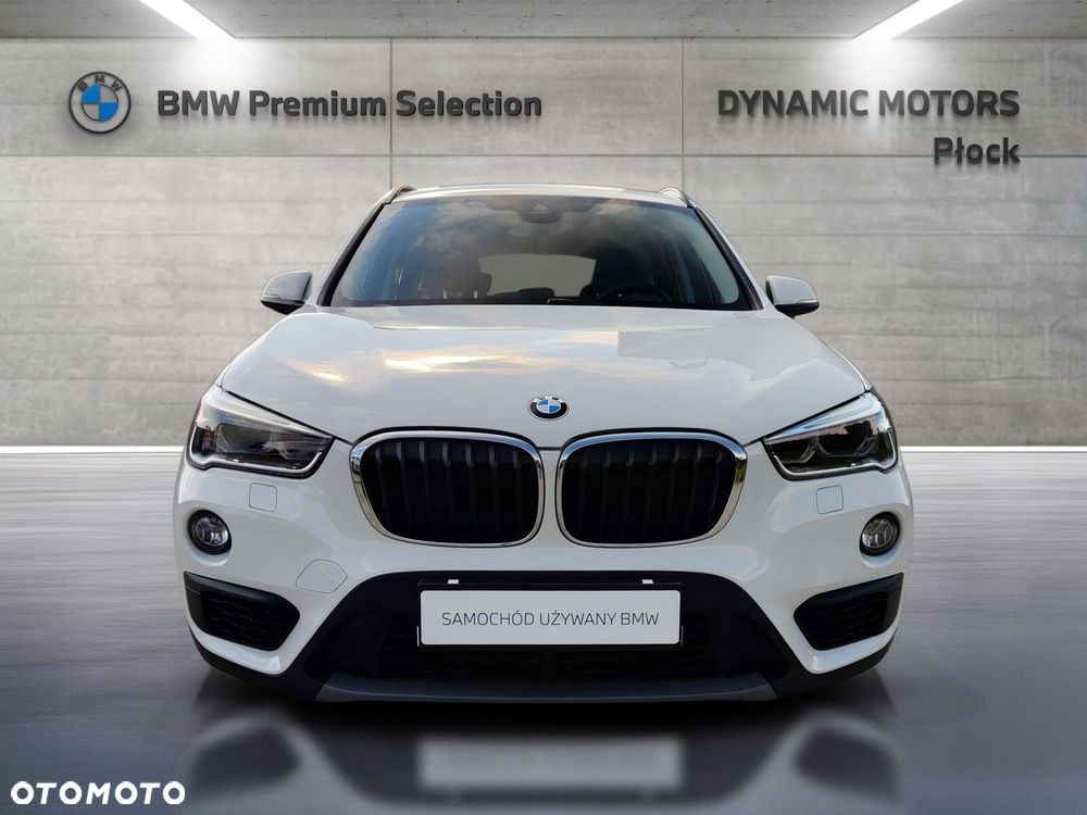 BMW X1 sDrive18i - 9