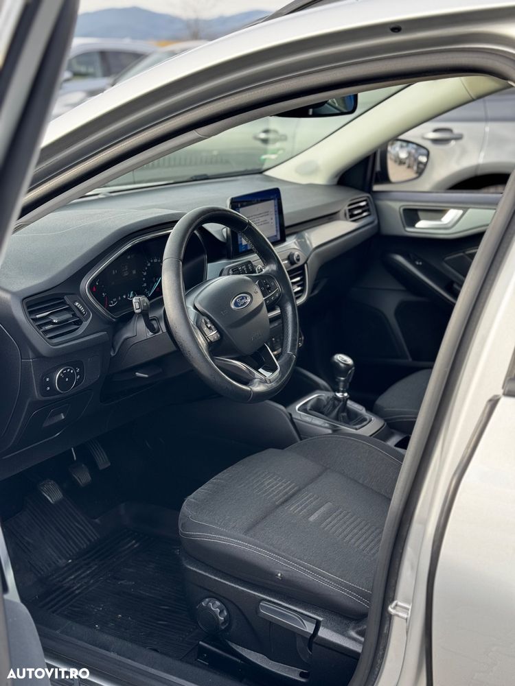 Ford Focus 1.5 EcoBlue Start-Stopp-System ACTIVE - 6