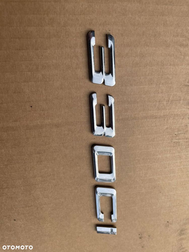 znaczek emblemat na klapę bmw e46 330 ci 3.0 i - 3