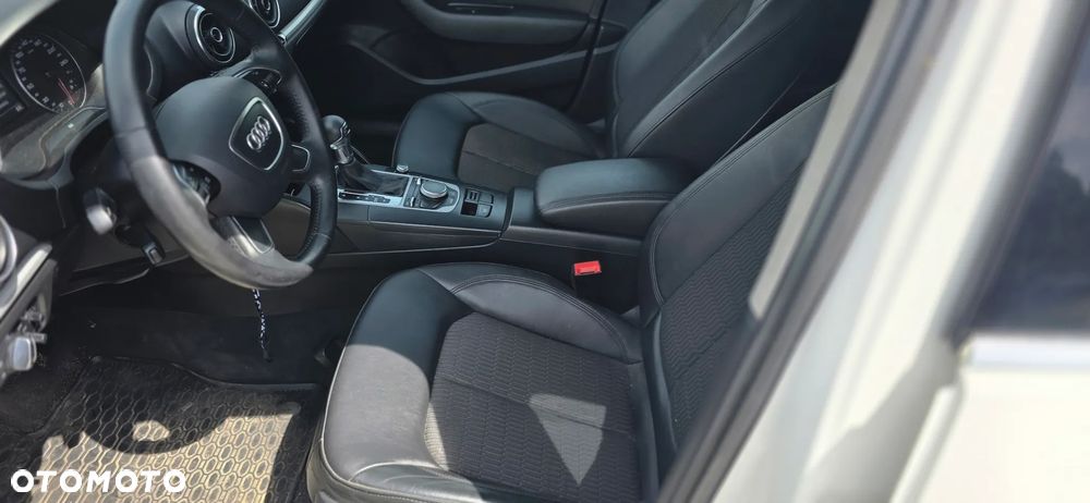 Audi A3 Sportback - 13
