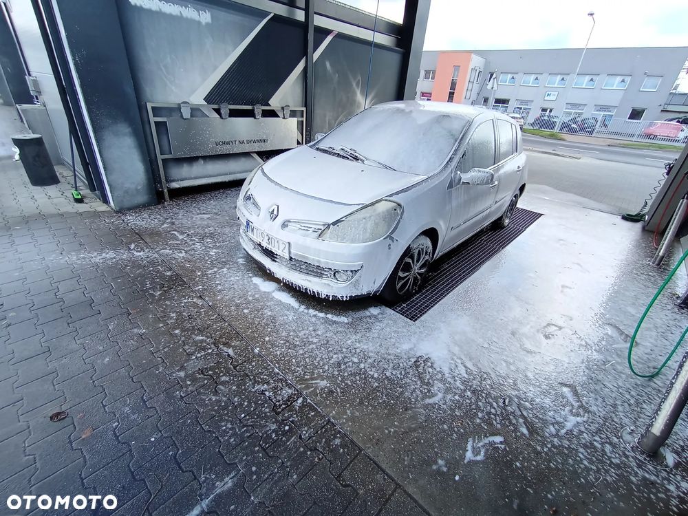 Renault Clio 1.6 16V Extreme - 13