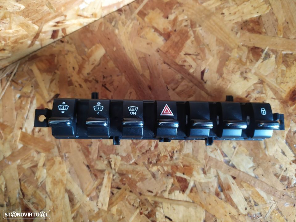 BOTÃO / INTERRUPTOR 4 PISCAS PEUGEOT 3008 09-15 96672390XT - 1
