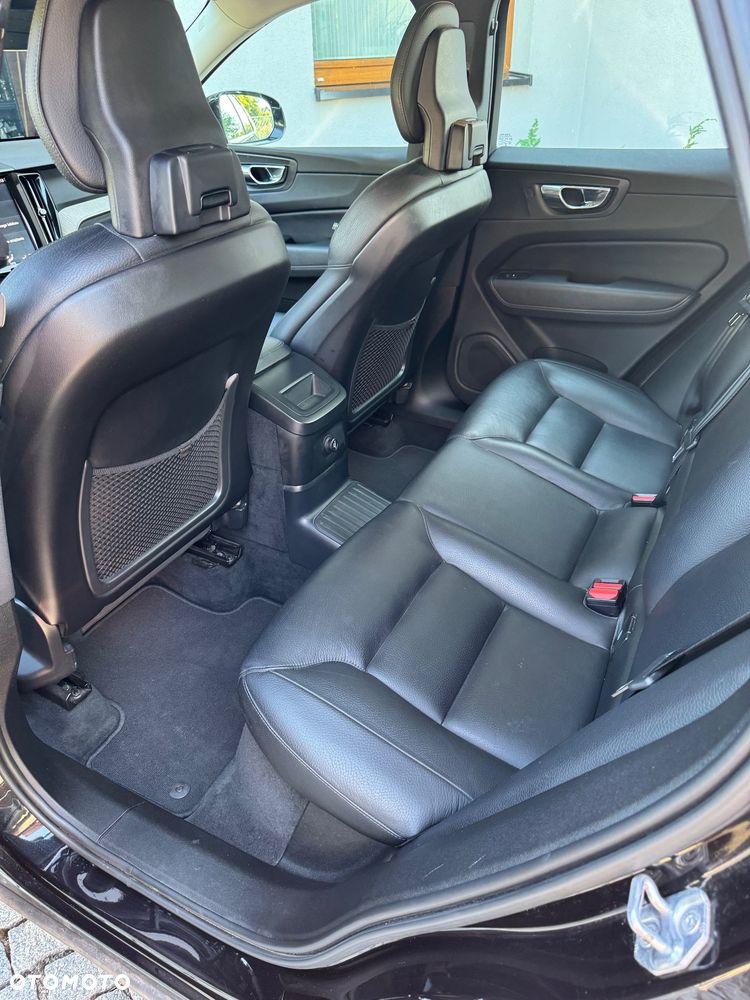 Volvo XC 60 T8 AWD Plug-In Hybrid Inscription - 36