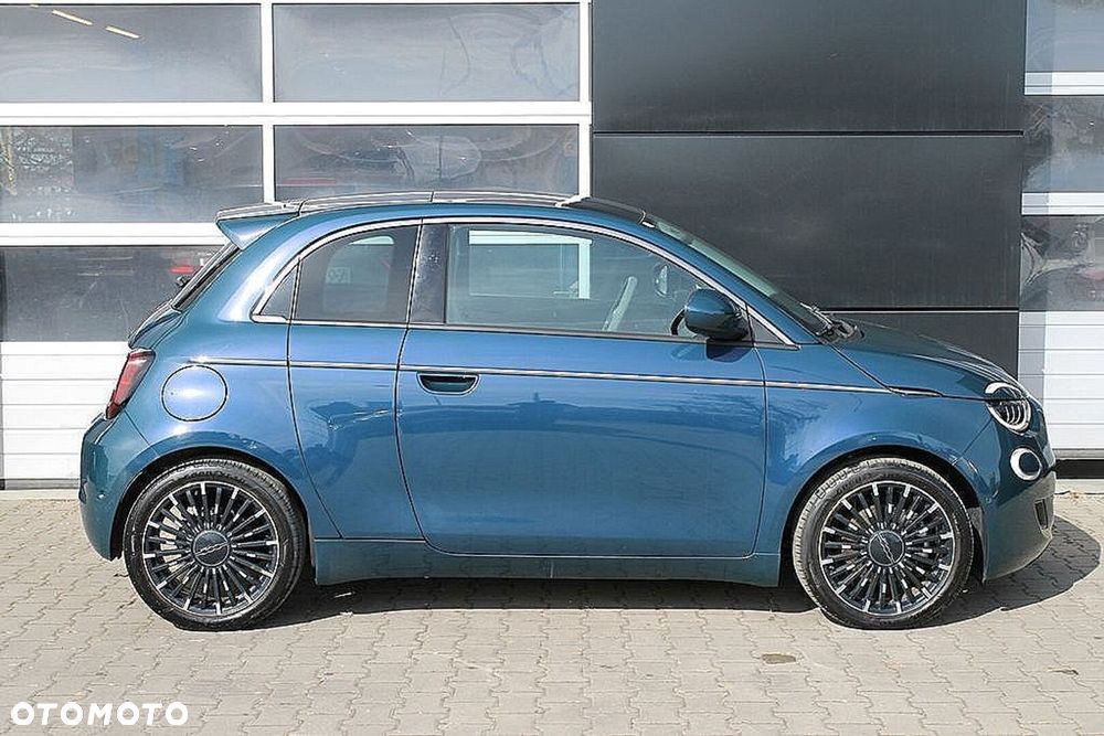 Fiat 500e - 16
