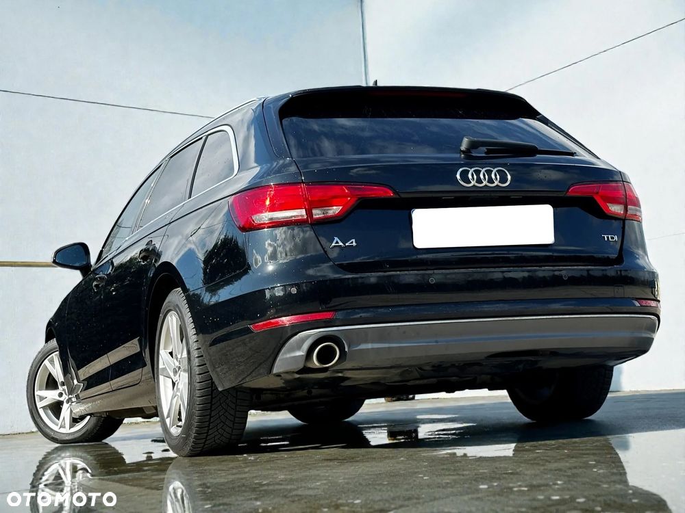 Audi A4 Avant 2.0 TDI - 15