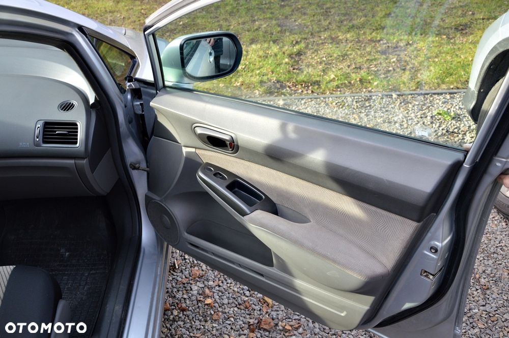 Honda Civic 1.8 Comfort - 10