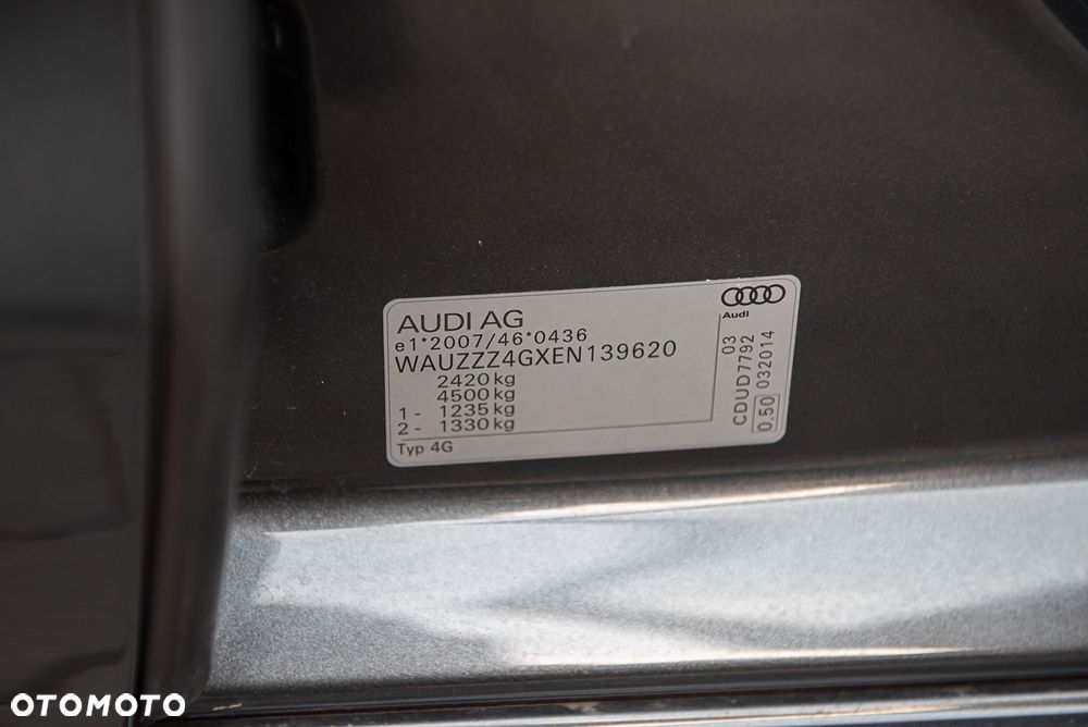 Audi A6 Avant 3.0 TDI DPF quattro S tronic sport selection - 32