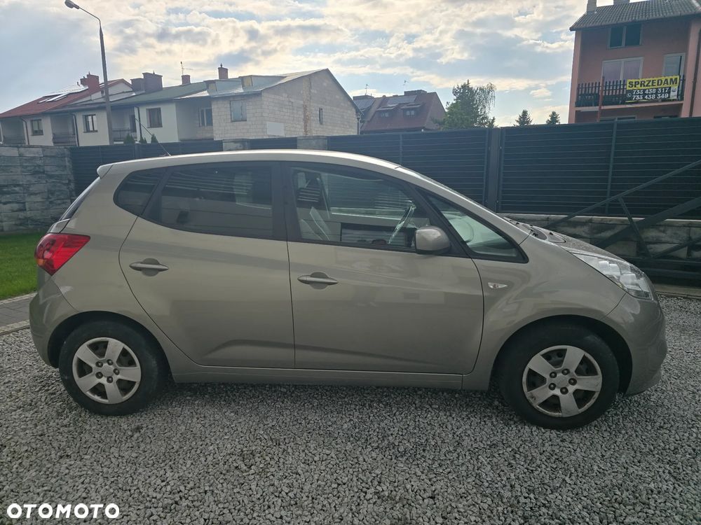 Kia Venga 1.4 CVVT Business Line - 4
