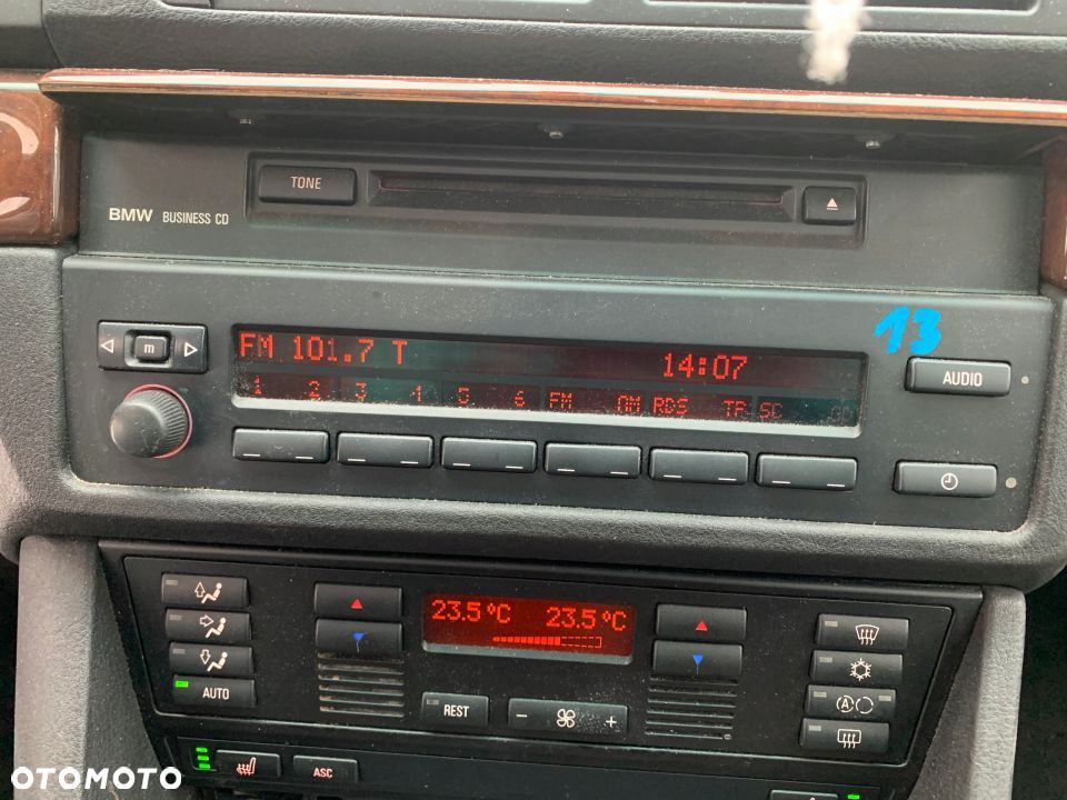 WYŚWIETLACZ RADIA MID BMW E39 - 2