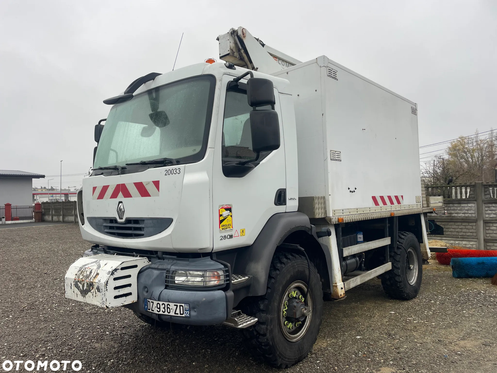 Renault Midlum 280 Dxi 4X4 - 2